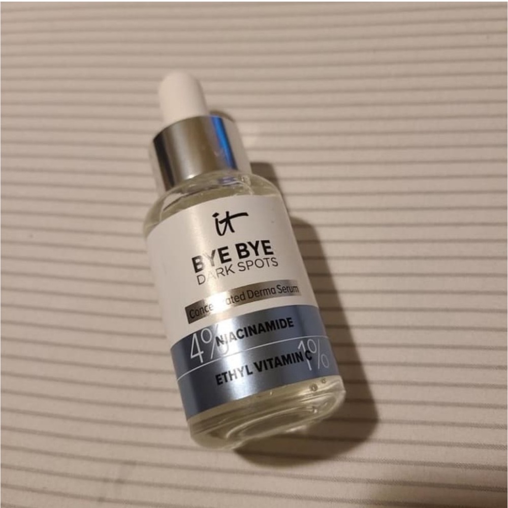Bye bye Dark Spots IT Cosmetics